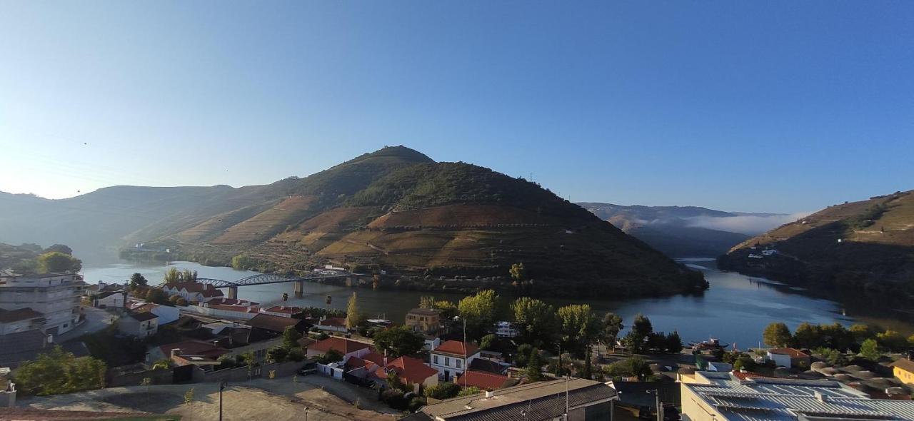 Alojamento Dos Santos - Pinhao Bagian luar foto