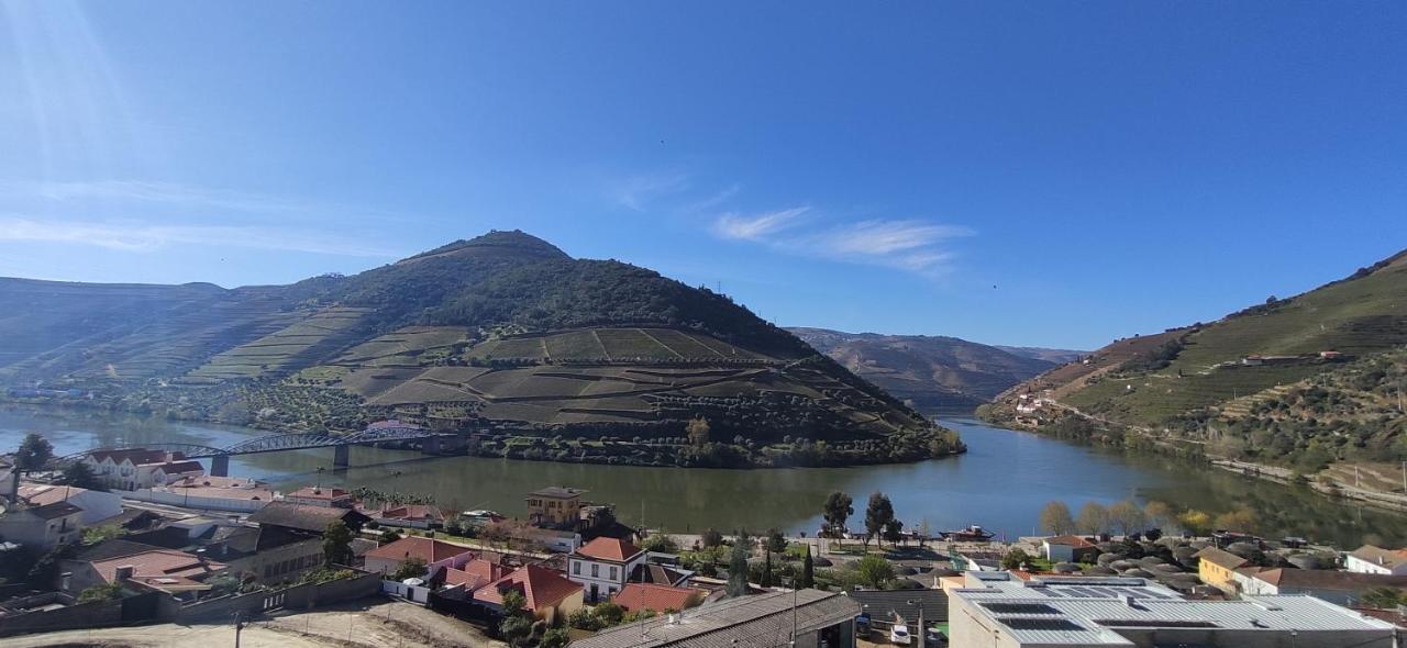 Alojamento Dos Santos - Pinhao Bagian luar foto